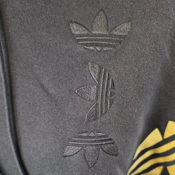 🆕️ Adidas Large Logo Cropped Hoodie - Picture 8 of 12